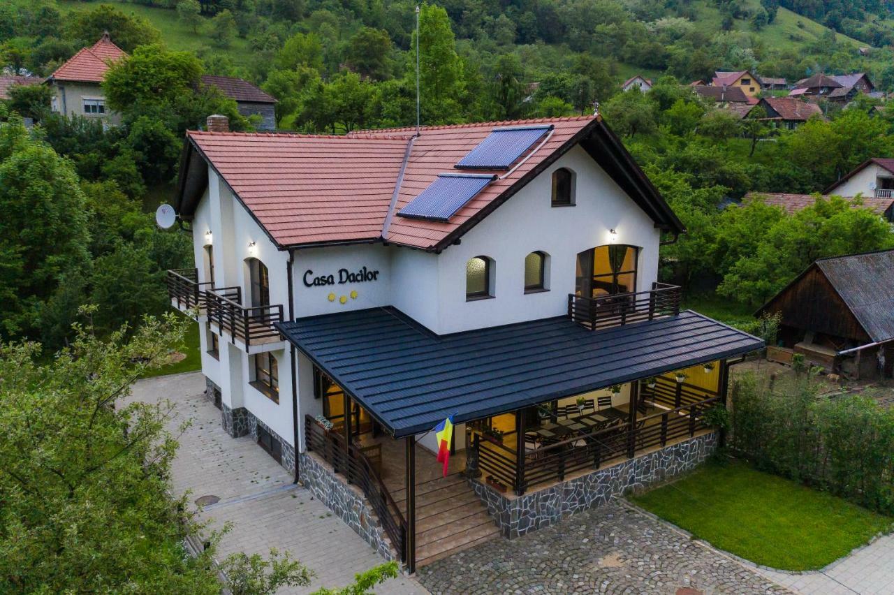 Hotel Vatra Dacilor Transalpina Şugag Exterior foto